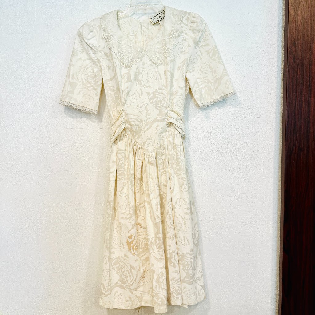 Vintage Country Romance Midi Dress Lace Trim Back Tie Ivory Multicolor Size 7/8
